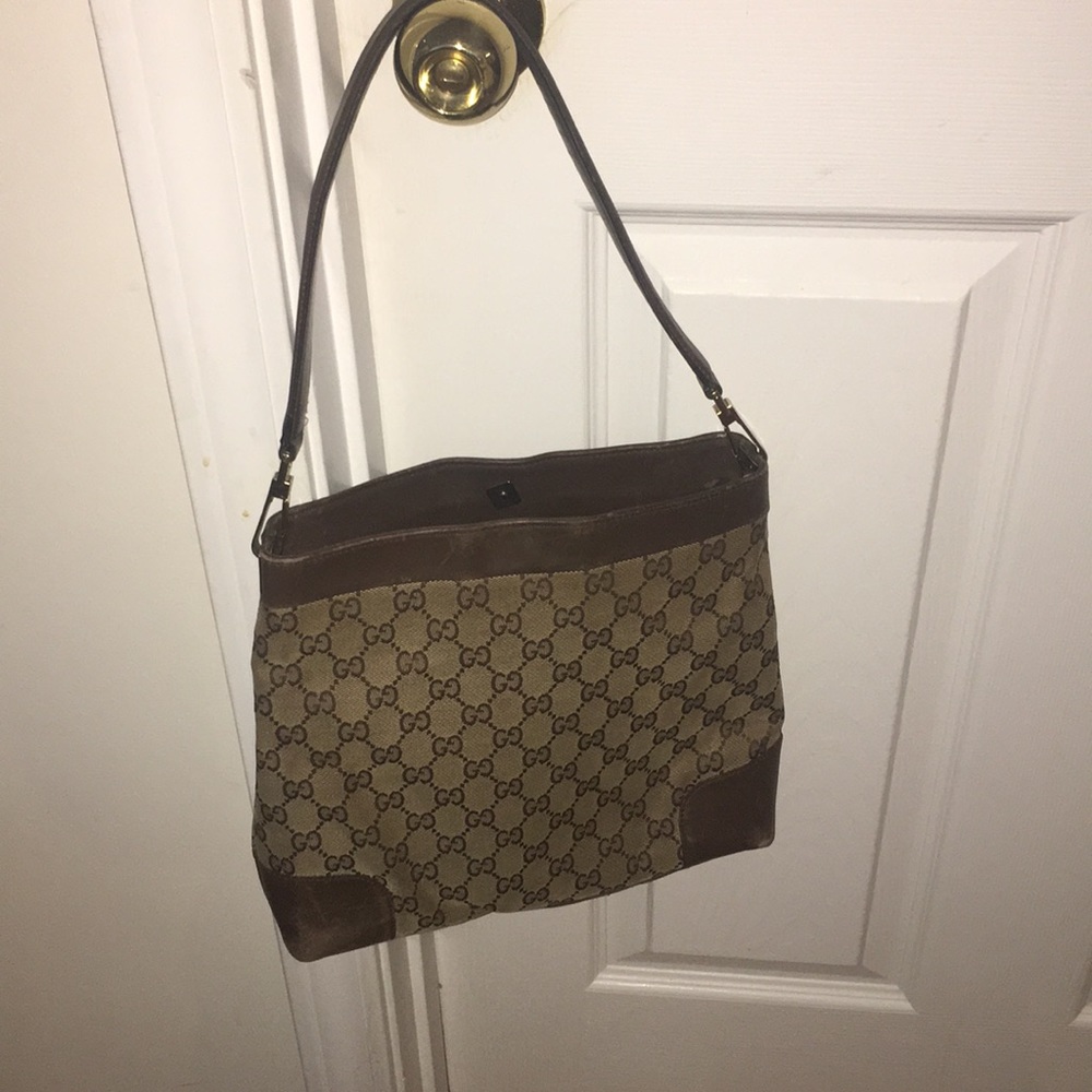 Authentic Gucci GG Canvas Shoulder Bag